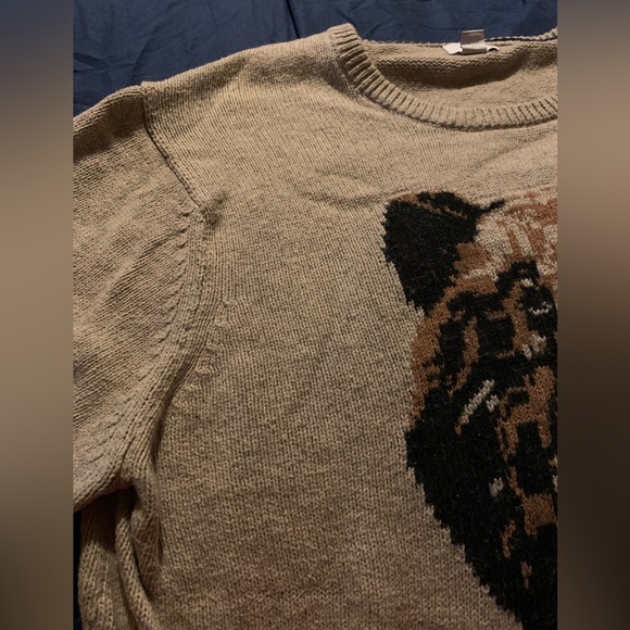 2X Old Navy Grizzly Bear Crewneck Sweater in Brown and Tan oversized - Picture 7 of 7